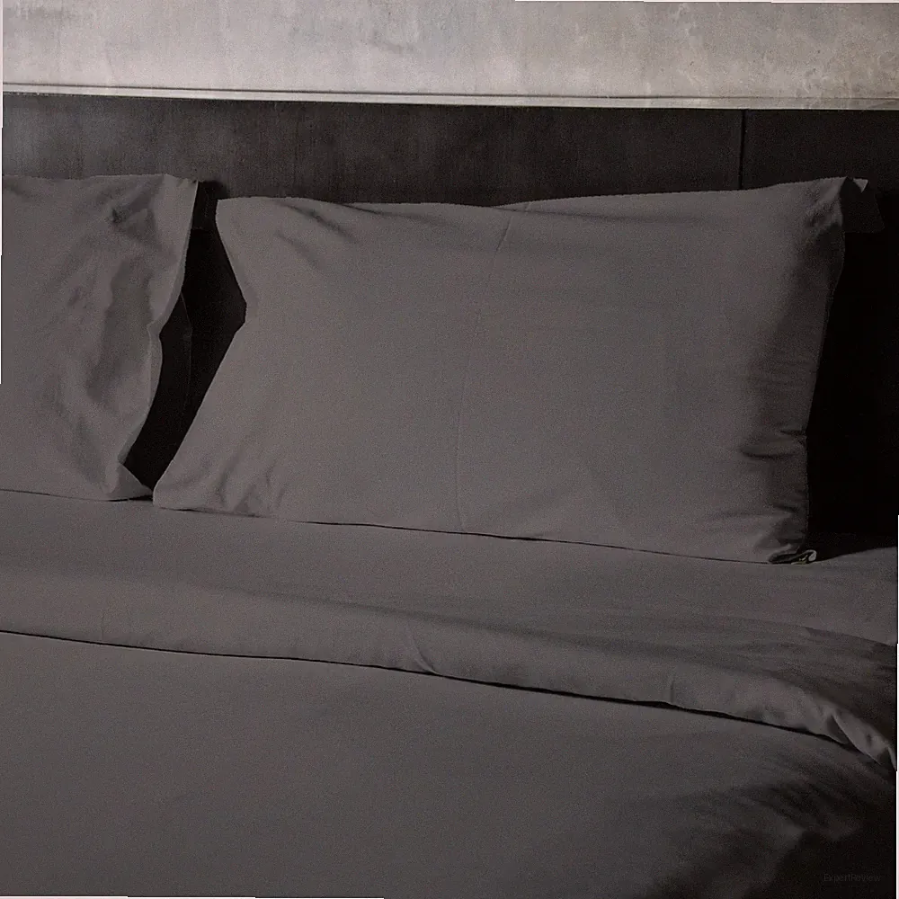 Cotton bedding